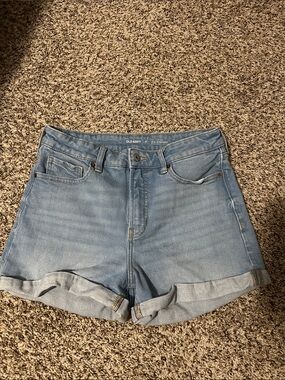 Old Navy Light Wash Denim Roll-Cuff Women's Shorts
